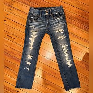 American Eagle ripped Capri pants